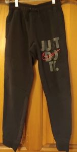 Nike boys sweat pants